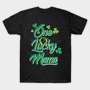 One Lucky Mama St Paddys Day 2018 T-Shirt